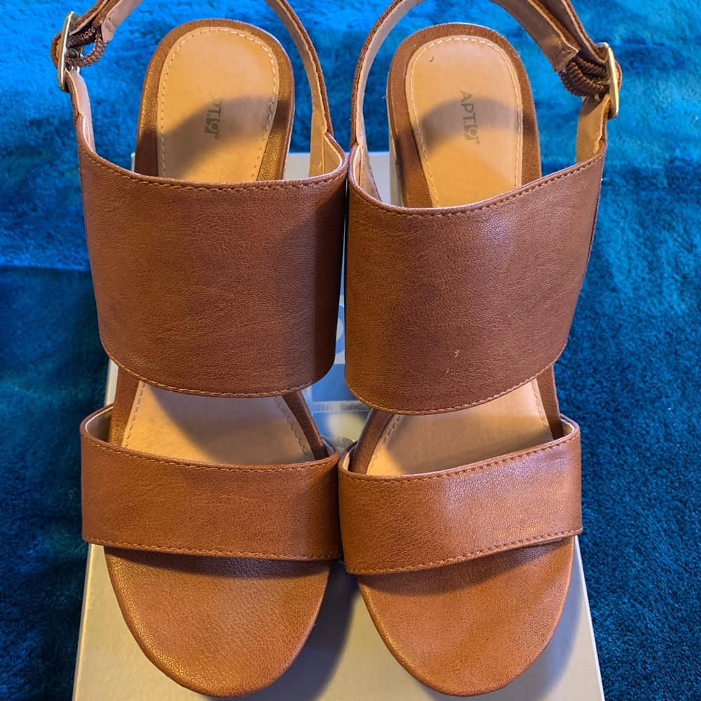 Cognac 4 inch wedge heels